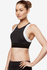 Petta Crop - Jet White