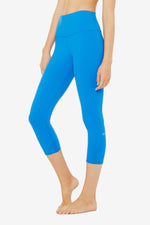 High-Waist  Airbrush Capri - Atlas